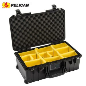 Pelican 1535 AirWD 超輕防水氣密箱(含隔層) 拉桿帶輪 可手提登機 防撞箱 公司貨
